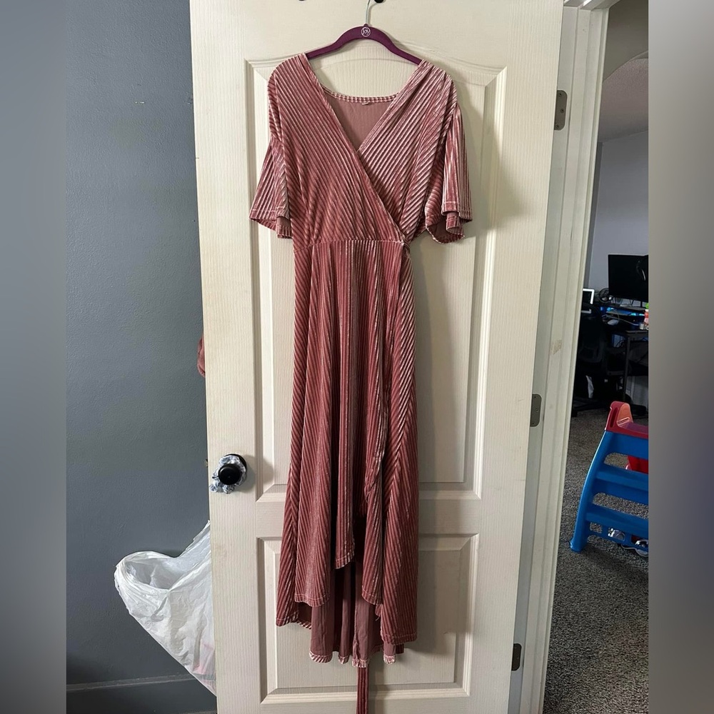 Women’s long felt dress
